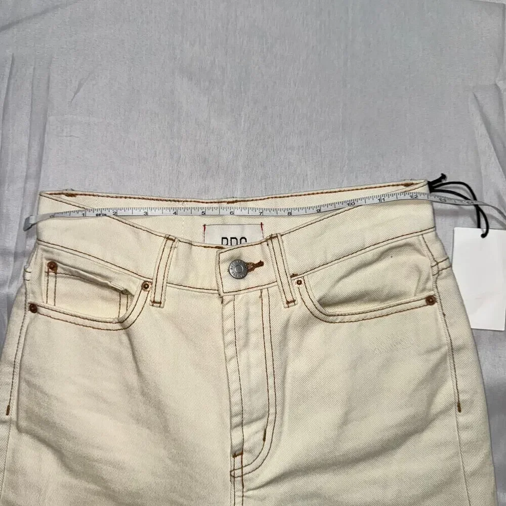 BDG Urban Outfitters Loose Straight Jeans NWT Size 24 Destroyed Ivory High Rise - Picture 8 of 16